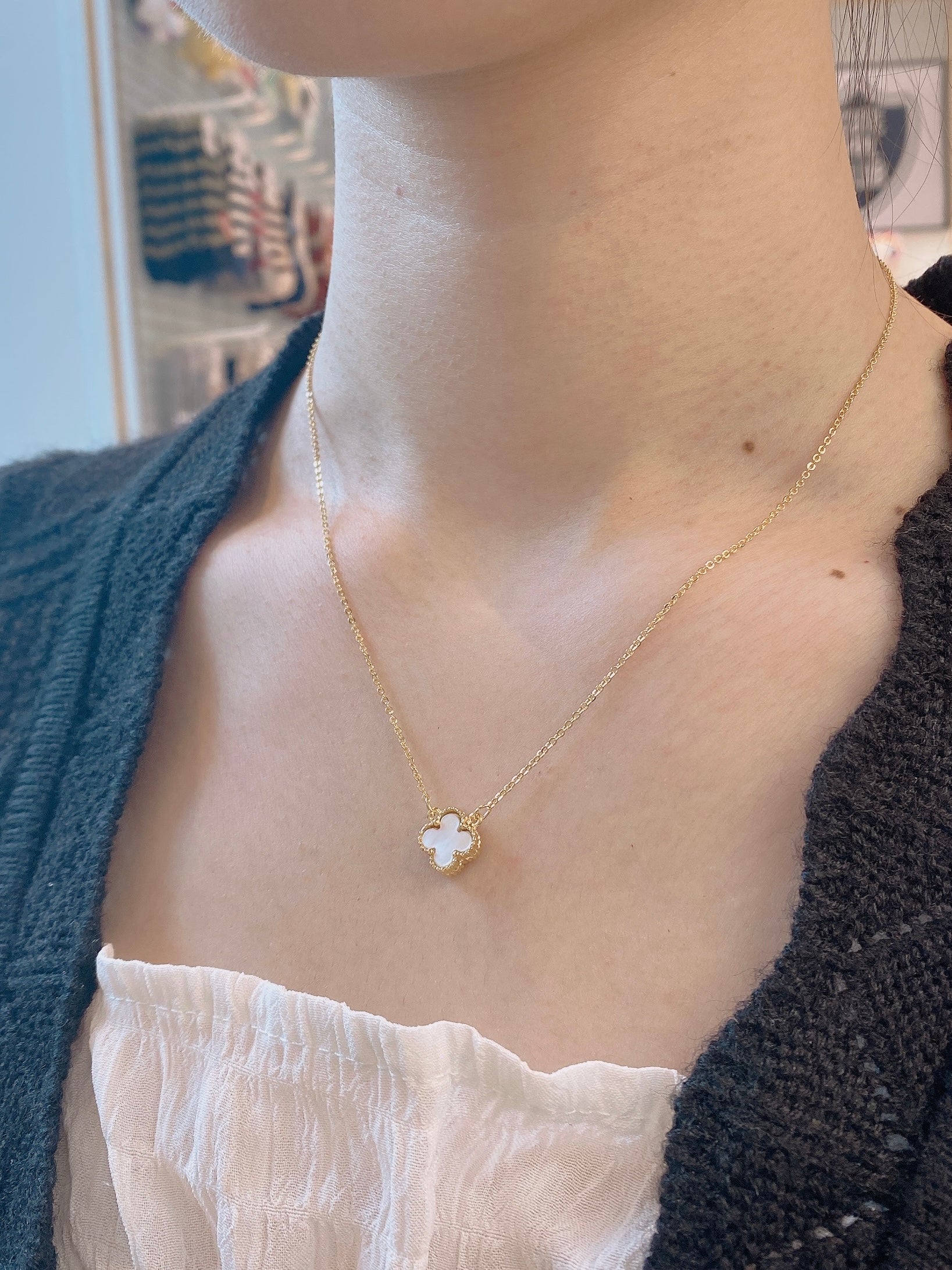 Gold Clover Necklace (S)